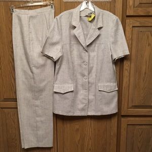Linen short sleeve button down summer pantsuit